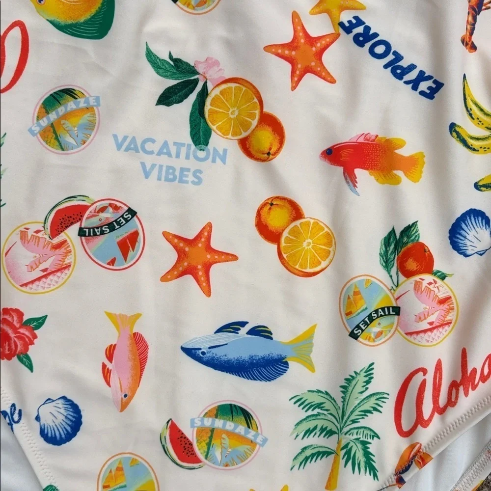 NWOT Old Navy Vacation Graphics One Piece Swimsuit Size 2X